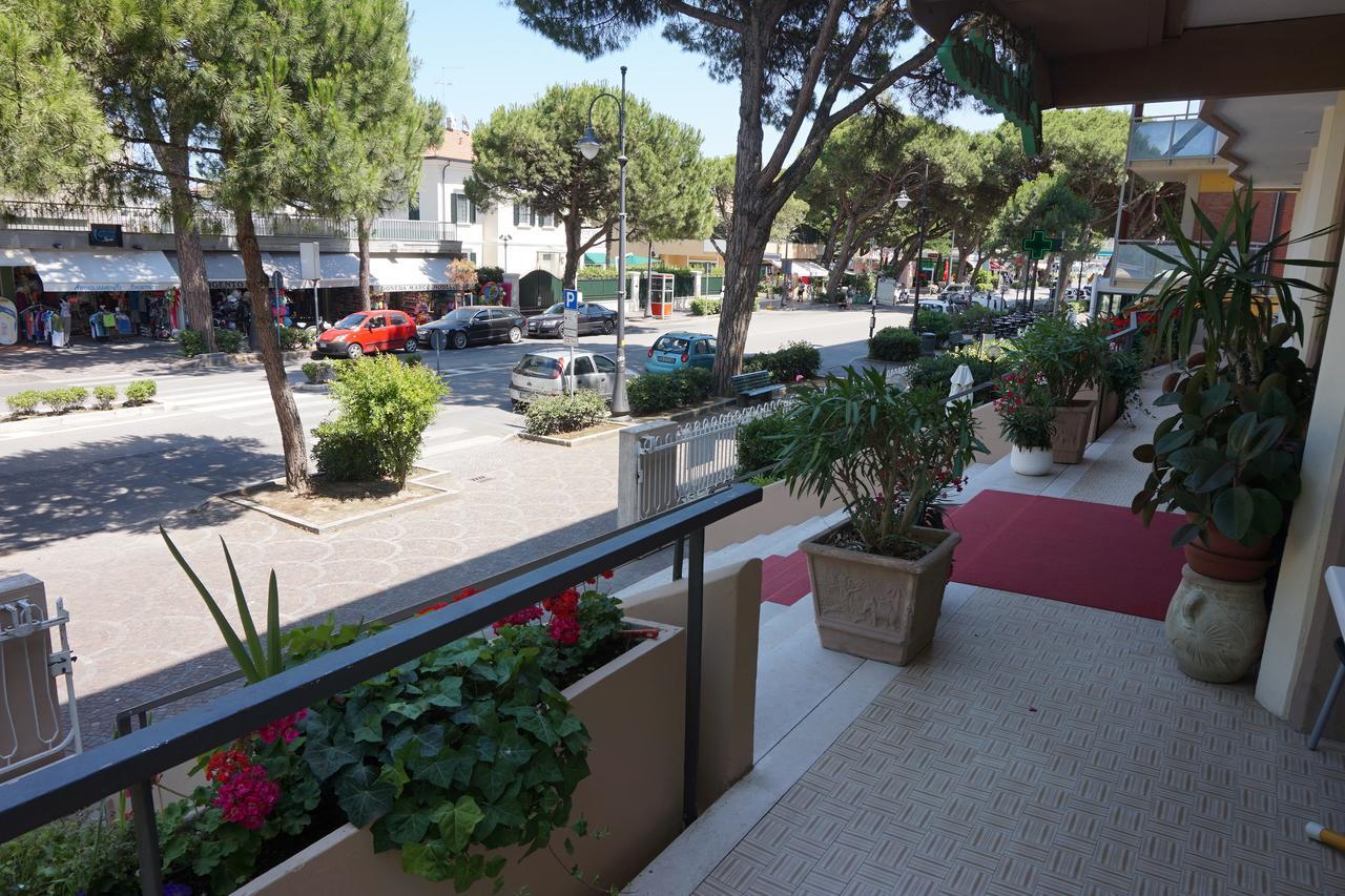 Hotel Giardino Cesenatico Esterno foto