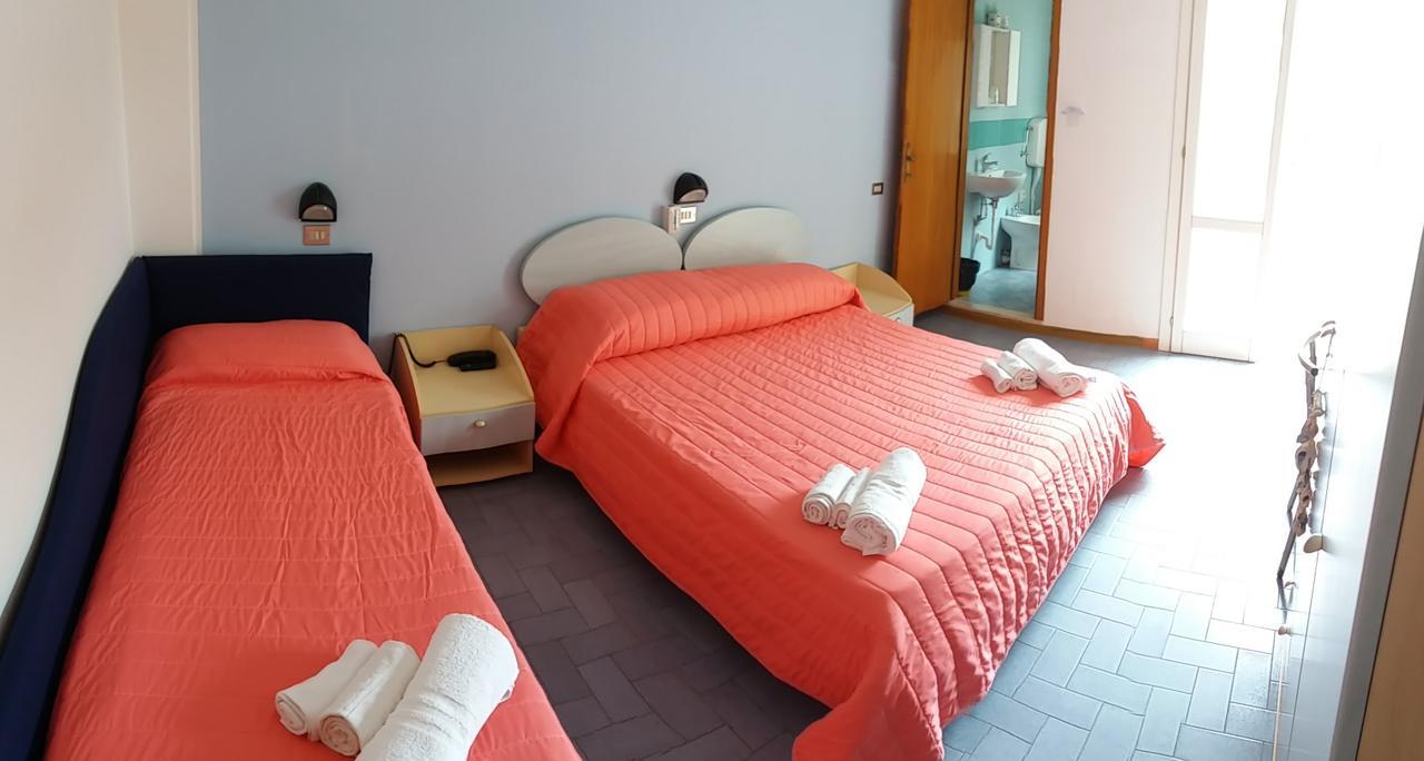 Hotel Giardino Cesenatico Esterno foto